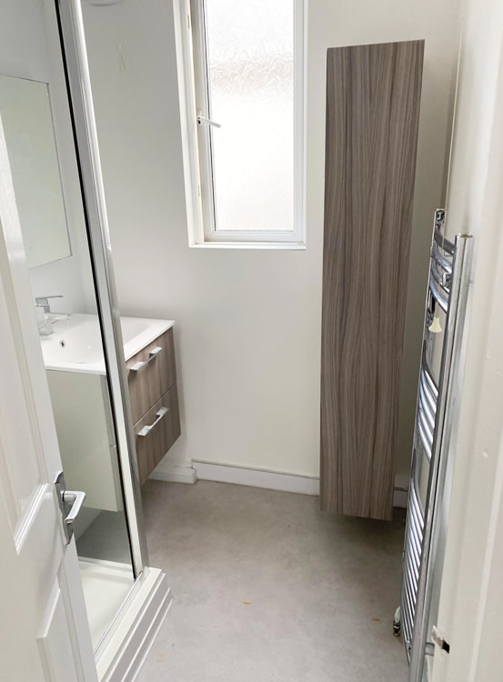 Ernald-Bathroom